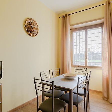 Le Rondini Apartment, 5 Persone, 2 Balconi, Policlinico Tor Vergata E Casilino โรม ภายนอก รูปภาพ