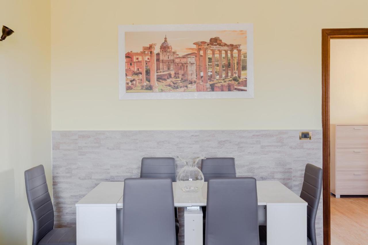 Le Rondini Apartment, 5 Persone, 2 Balconi, Policlinico Tor Vergata E Casilino โรม ภายนอก รูปภาพ