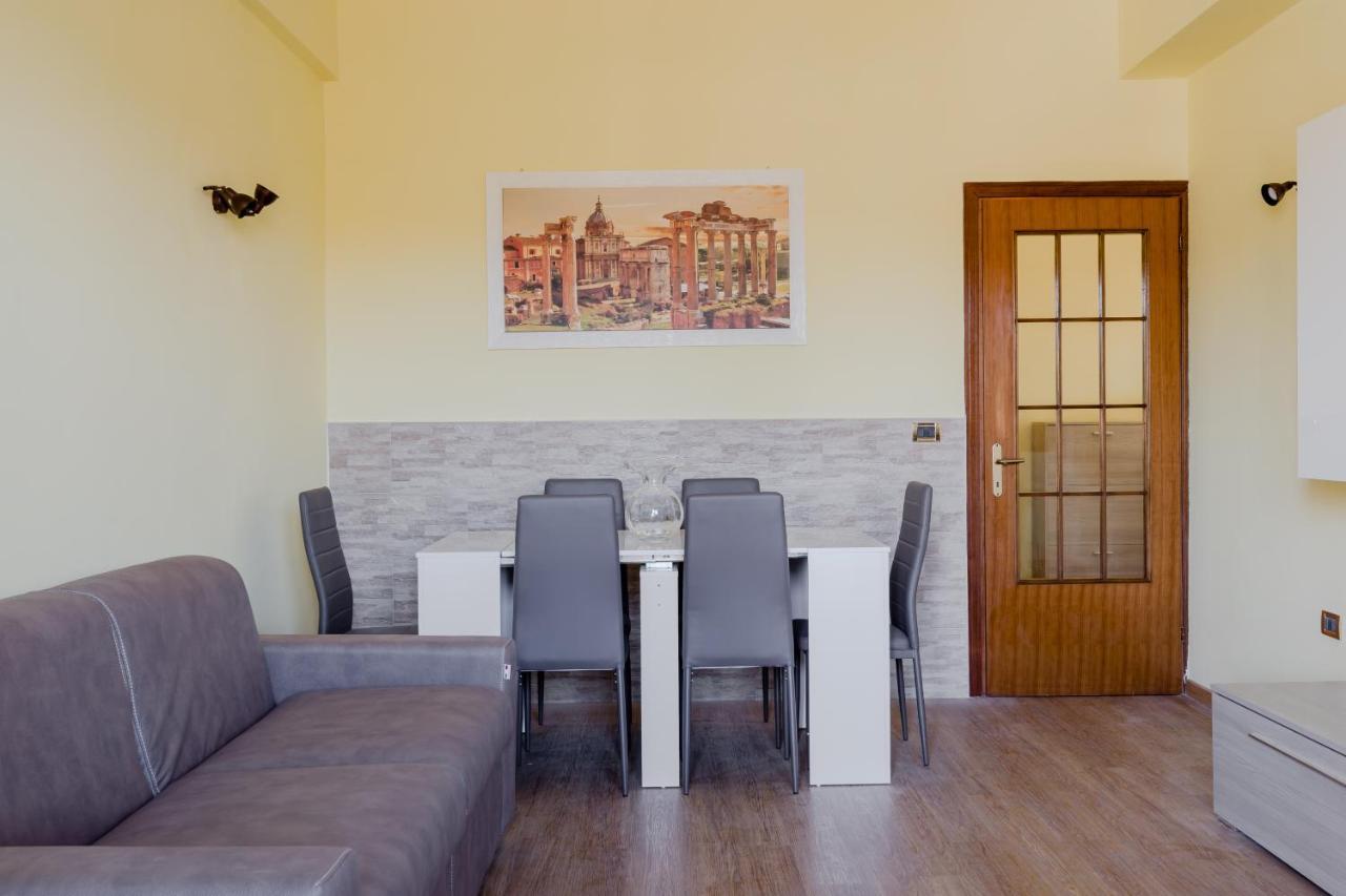 Le Rondini Apartment, 5 Persone, 2 Balconi, Policlinico Tor Vergata E Casilino โรม ภายนอก รูปภาพ