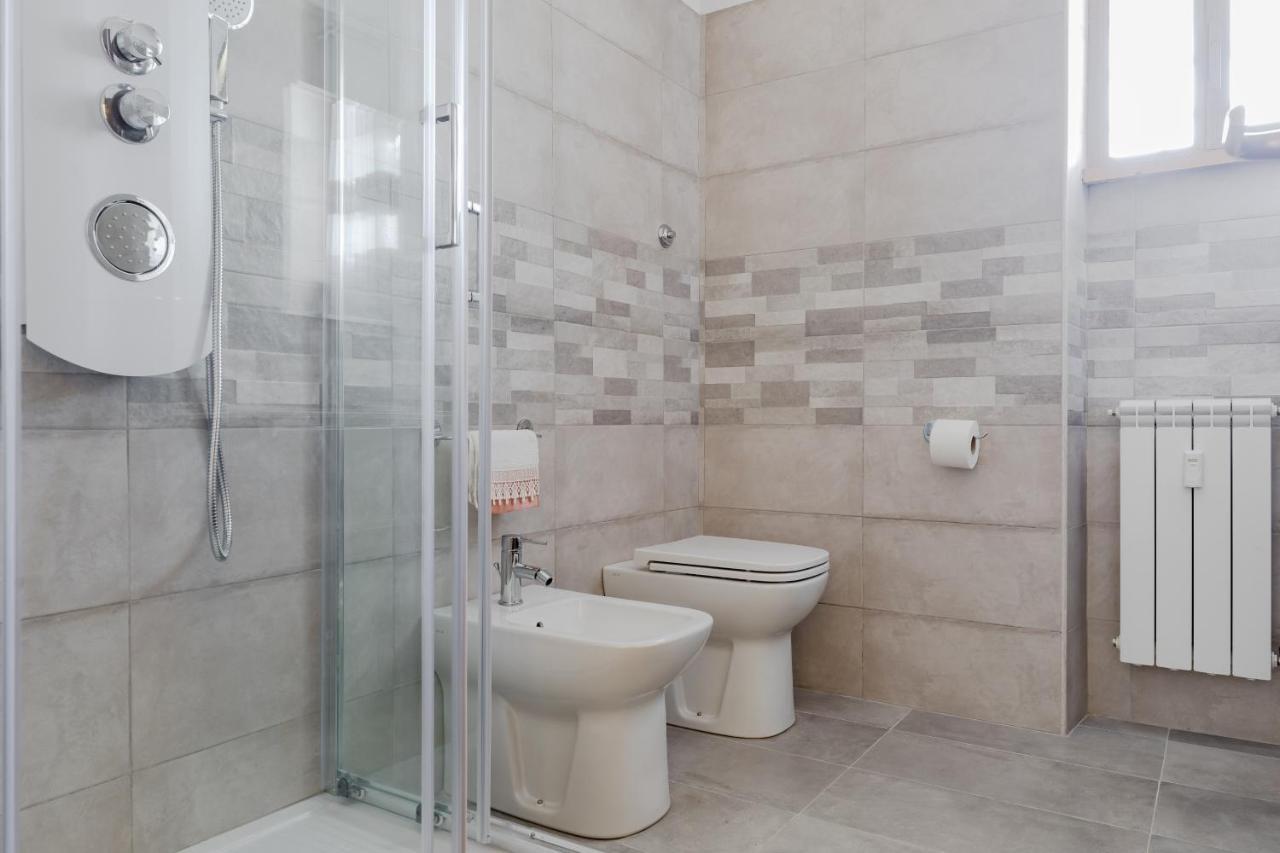 Le Rondini Apartment, 5 Persone, 2 Balconi, Policlinico Tor Vergata E Casilino โรม ภายนอก รูปภาพ