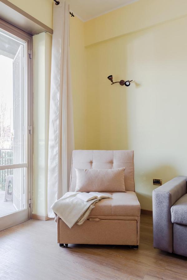 Le Rondini Apartment, 5 Persone, 2 Balconi, Policlinico Tor Vergata E Casilino โรม ภายนอก รูปภาพ