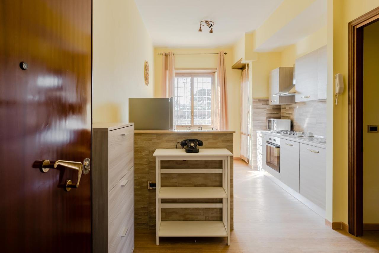 Le Rondini Apartment, 5 Persone, 2 Balconi, Policlinico Tor Vergata E Casilino โรม ภายนอก รูปภาพ